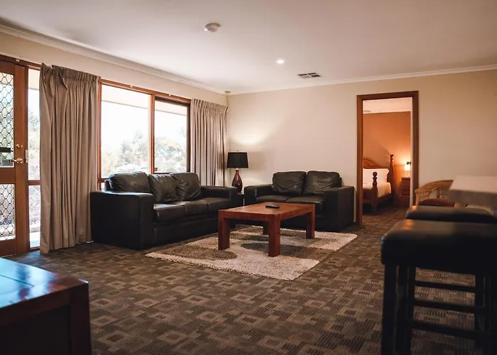 Riverbush Cottages